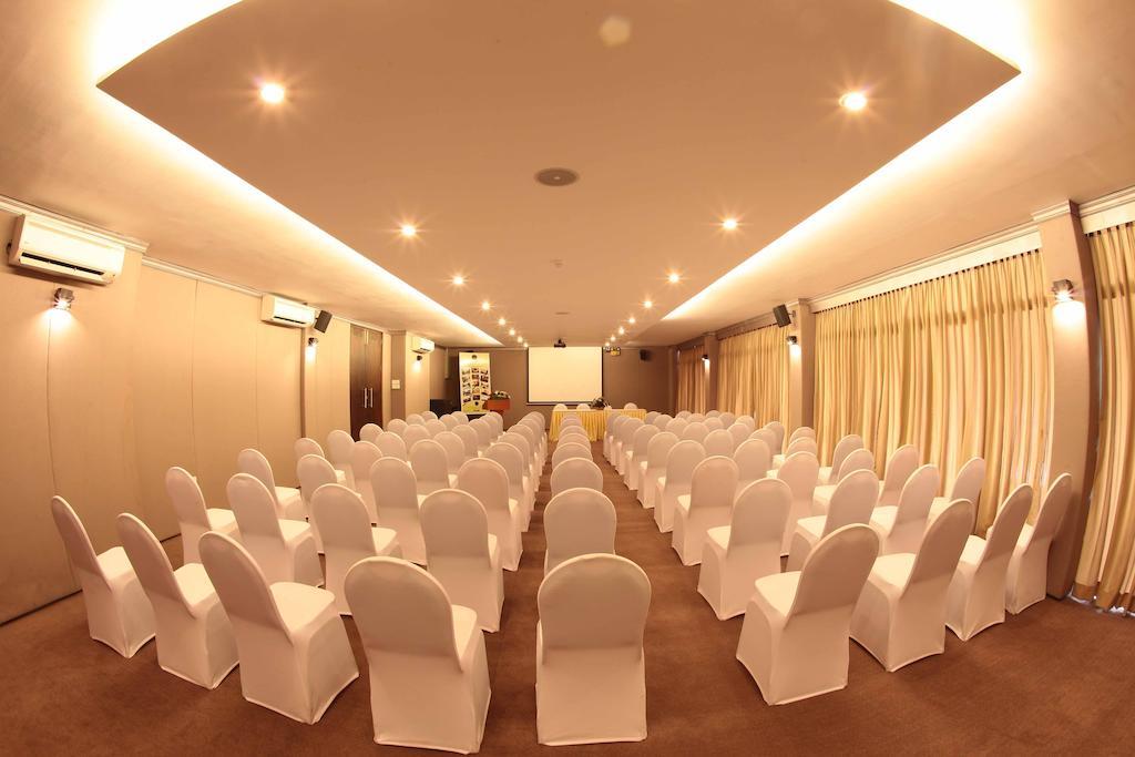 Grand Udawalawe Safari Resort Luaran gambar
