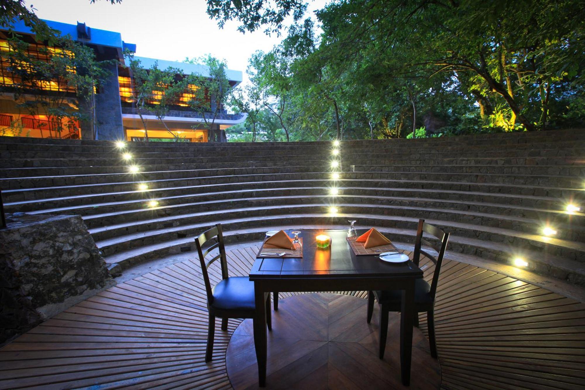 Grand Udawalawe Safari Resort Luaran gambar